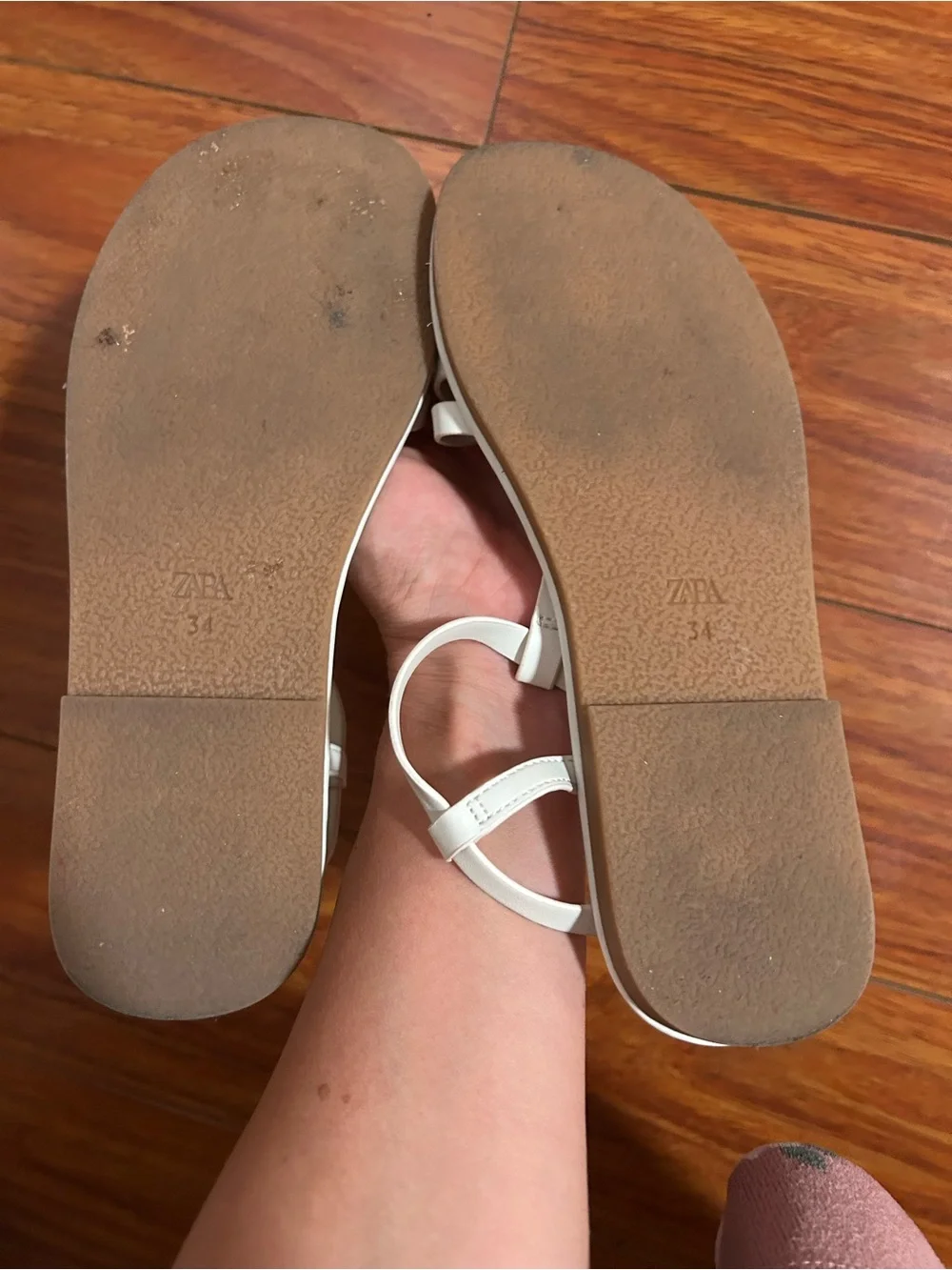 Zara White Girls Fish-Accent T-Strap Sandals